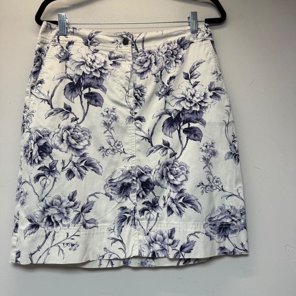 Talbots Floral A-Line Skirt Womens 6 White Blue Excellent Toile Cotton Twill
